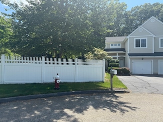 28 Ptarmigan Dr Unit 28, Shrewsbury, MA 01545