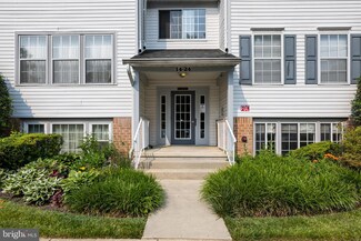 16 Surrey Ln, Nottingham, MD 21236