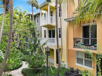 110 W Coda Cir, Delray Beach, FL 33444