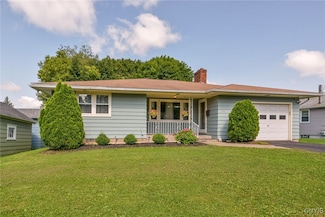 1113 Turtle St, Syracuse, NY 13208
