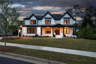 320 Dodd Ln, Alpharetta, GA 30005