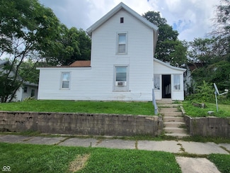 520 1/2 Ruddle Ave, Anderson, IN 46012