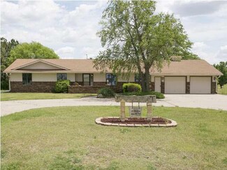 4156 N 167th St W, Colwich, KS 67030