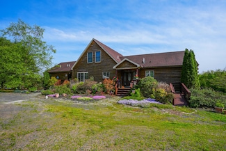 7600 Pohopoco Dr, Kunkletown, PA 18058
