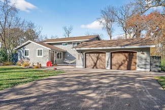 5711 164th Ln NW, Anoka, MN 55303