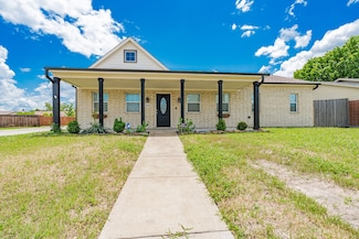 8306 Chesham Dr, Rowlett, TX 75088