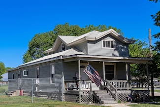 200 Mechanic St, Fayette, IA 52142
