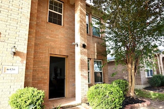 6426 Star Shadow Ln, Houston, TX 77066
