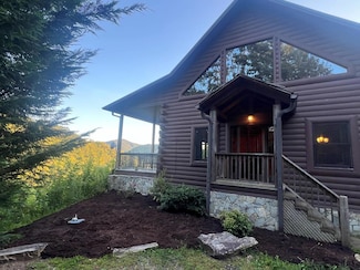 119 Towaliga Dr, Bryson City, NC 28713