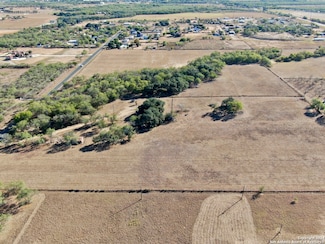 17400 Jackel Rd, von Ormy, TX 78073