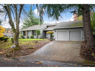 12087 SE 115th Ave, Happy Valley, OR 97086