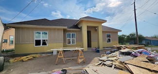 75 School Cir, Rosita North, TX 78852