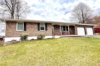 2637 26th St SW, Allentown, PA 18103