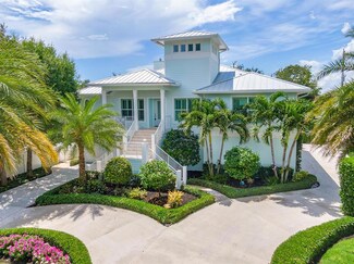 2484 Holly Ln, West Palm Beach, FL 33410