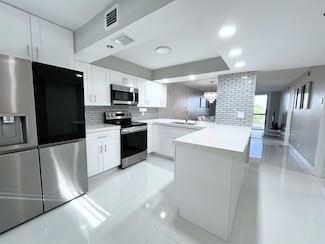 1266 S Military Trail Unit 554, Deerfield Beach, FL 33442