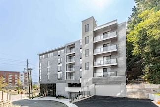 8621 River Rd Unit 6C, North Bergen, NJ 07047