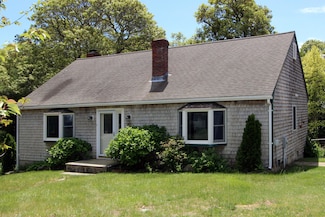 70 Deerfield Ln, Eastham, MA 02642
