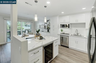 1459 Rockledge Ln Unit 4, Walnut Creek, CA 94595