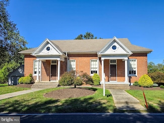 171 East Ave, Greencastle, PA 17225