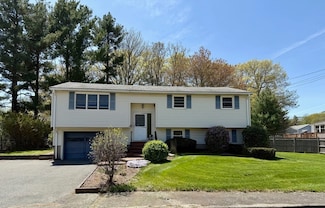 4 Fernandez Cir, Randolph, MA 02368