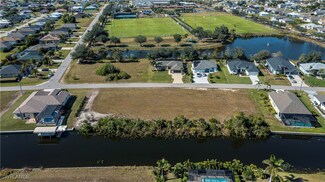 329 SW 26th Place, Cape Coral, FL 33991