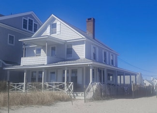 655 Fairfield Beach Rd, Fairfield, CT 06824
