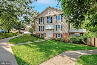 8020 Sleepy View Ln, Springfield, VA 22153
