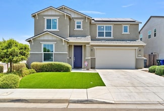 2882 N Stanley Ave, Fresno, CA 93737