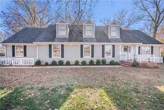 401 Taylor Rd, Independence, KS 67301
