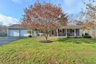 11 Oak St, West Brookfield, MA 01585