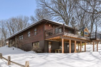 3065 Casco Point Rd, Wayzata, MN 55391