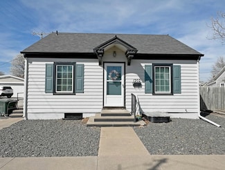 1202 Washington St, Ellis, KS 67637