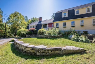 24 Vt Route 11, Londonderry, VT 05148