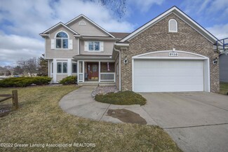 5130 Runnymede Dr, Holt, MI 48842