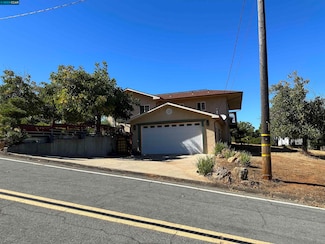 3179 Westwood Dr, Kelseyville, CA 95451