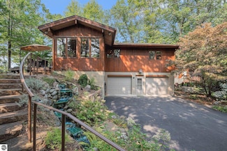 7248 N Bayshore Dr, Elk Rapids, MI 49629