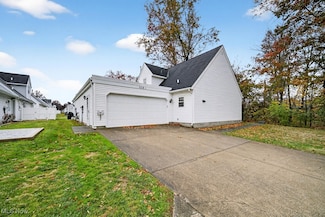 5218 Liberty Ln Unit A, Willoughby, OH 44094