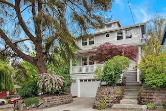 5102 S Frontenac St, Seattle, WA 98118