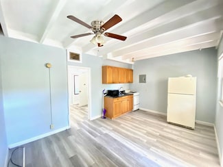 527 48th St Unit 2, West Palm Beach, FL 33407