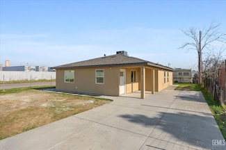 2300 Rodney St, Bakersfield, CA 93307
