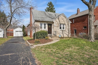 604 Richards Rd, Columbus, OH 43214