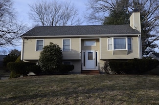 14 Brion Rd, Bellingham, MA 02019