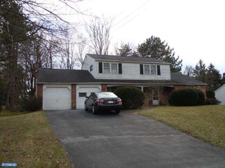 8 Mary Bell Rd, Norristown, PA 19403