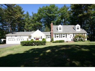 15 Appledore Ave, North Hampton, NH 03862