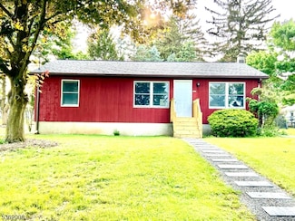 605 High St, Hackettstown, NJ 07840