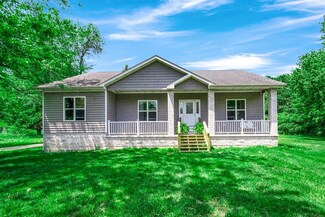 202 Orchid St SE, Demotte, IN 46310