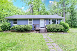 15 Pope Rd, Brevard, NC 28712