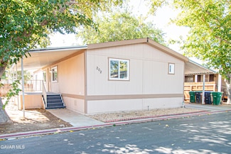 3524 E Avenue R, Palmdale, CA 93550