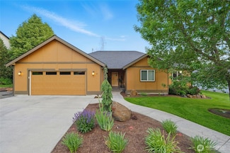52 Buttonquail Ln, Walla Walla, WA 99362