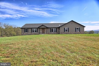 105 Windy Hill Rd, Shermans Dale, PA 17090